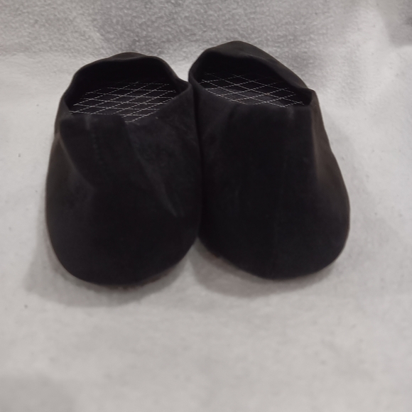 Kelly and Katie  black flats , size 8,  EUC - Picture 4 of 5